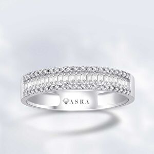 0.31 Karat Baget Pırlanta Yarımtur Yüzük