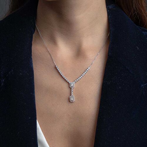 0.85 Karat Pırlanta Baget Kolye