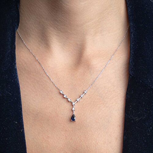 0.69 Karat Pırlanta Damla Safir Kolye