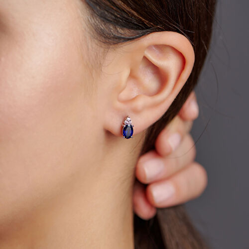 1.92 Karat Pırlanta Oval Safir Küpe